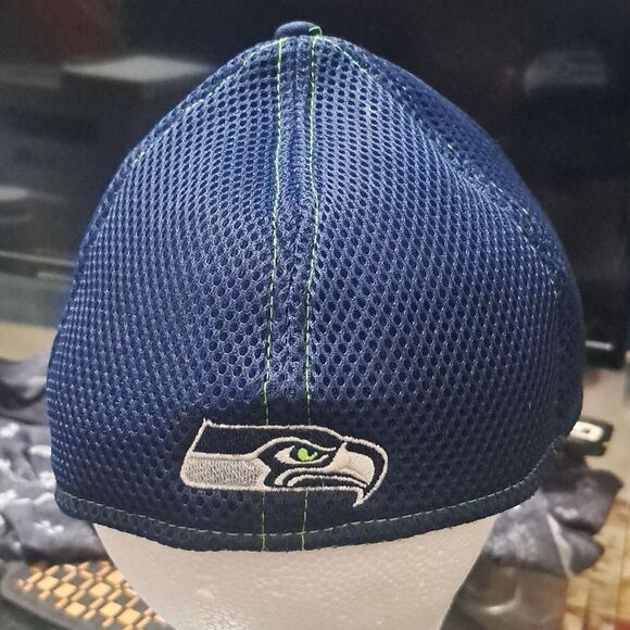 New Era 39Thirty NFL M/L Flex Cap - Sleek and Stylish Team Pride Accessory - Picture 2 of 4